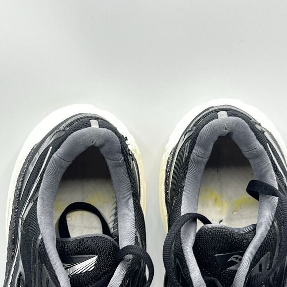 Saucony Womens Triumph 20 Black White Running Shoe Sneaker S10759-10 Size 9 - Picture 11 of 12